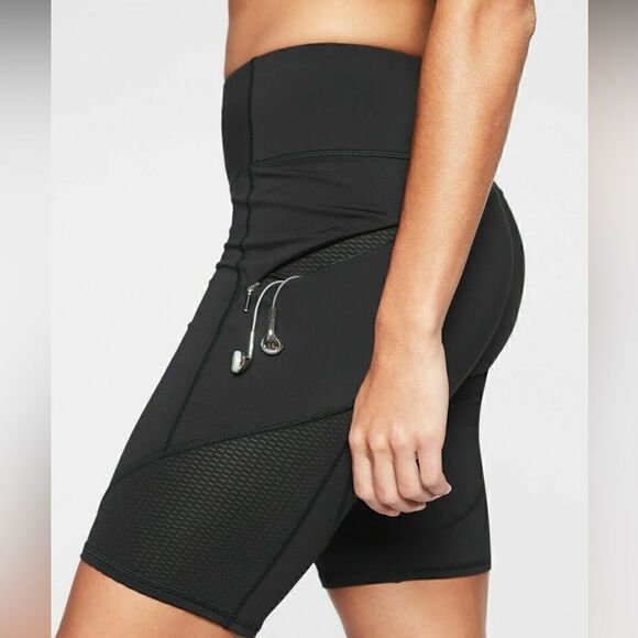 Athleta 9” contender shorts black EUC XS side zip pockets never end drawstring - Picture 3 of 12
